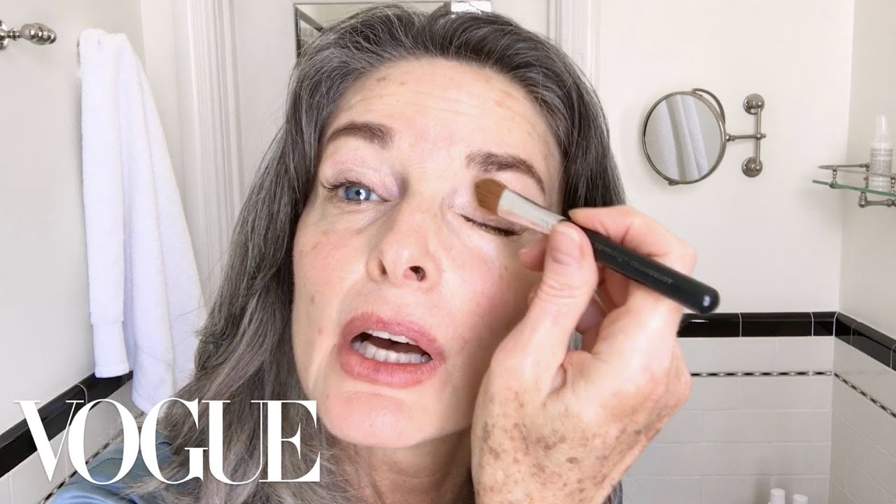 Watch This 1980s Supermodel’s Spectacular Age-Defying Beauty Routine | Beauty Secrets | Vogue