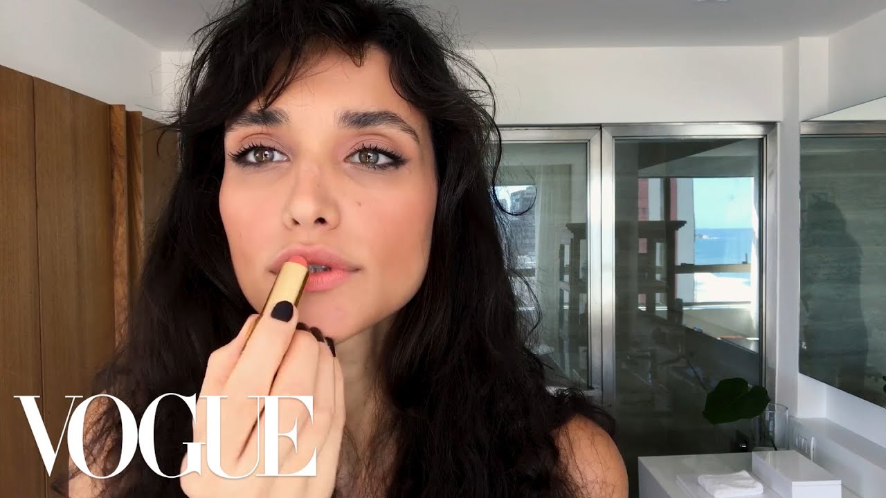 Débora Nascimento’s Effortless Date Night Beauty Look | Beauty Secrets | Vogue