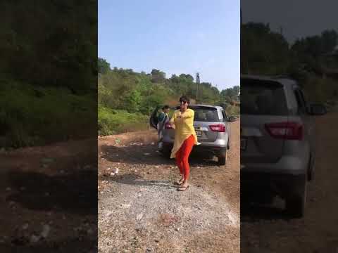 viral video: woman dances to kacha badam on road,nails the hook step