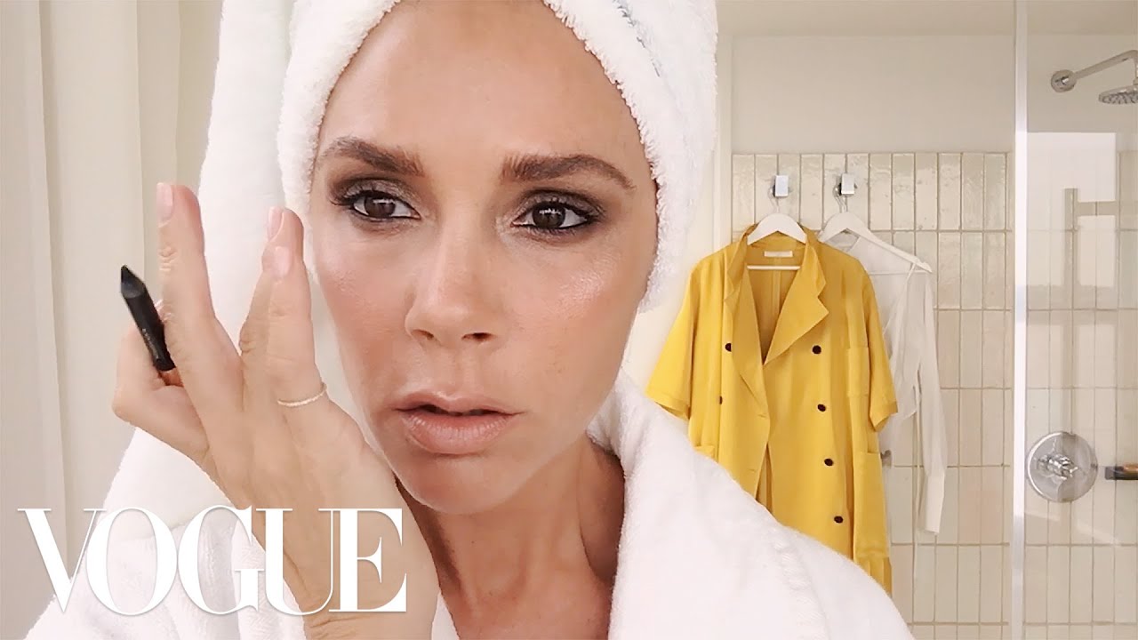 Victoria Beckham’s Five-Minute Face | Beauty Secrets | Vogue